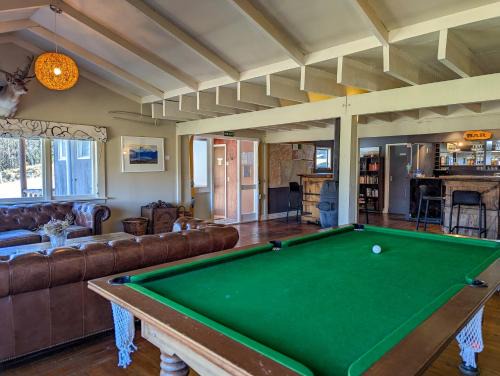 Ashburton Lakes Hotel | Mt Potts Lodge