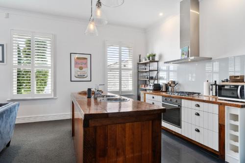Martinborough Apartment | Altitude Apartment