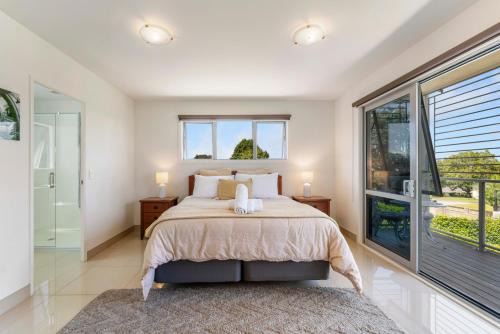 Taupo House | Luxury Retreat, amazing swim spa, wifi,central location