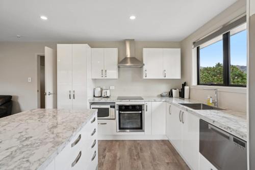 Lowburn House | Central Oasis