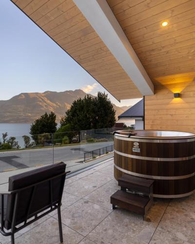 Fernhill House | The Lookout and The Retreat