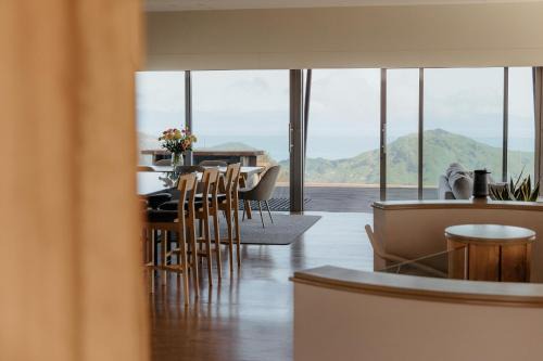 Whangamoa Villa | Peak View Retreat