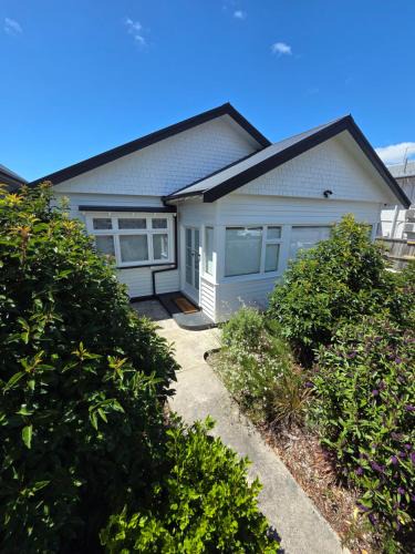Christchurch City Centre House | Central City House - 5 rooms, 10 people