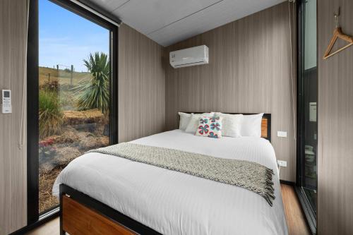 Waikaia House | Bacardi Heights Waikaia by Tiny Away