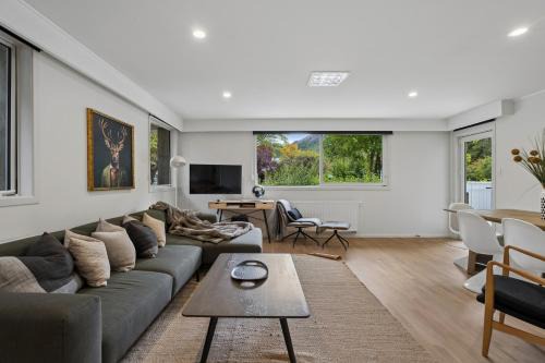 Arrowtown House | Alchemy Cottage - Arrowtown Holiday Home