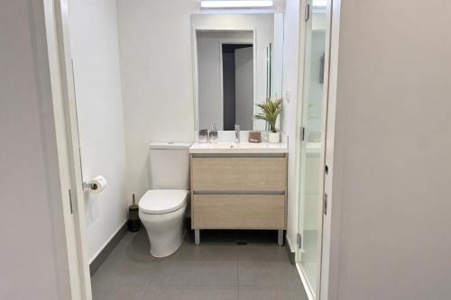 Christchurch City Centre House | Opposite Stadium 2BR CBD with Parking - Stadium Central 206