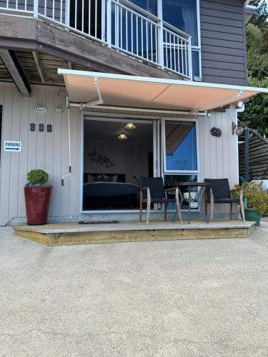 Tapu Bed & Breakfast | Te Mata Bay Seaviews
