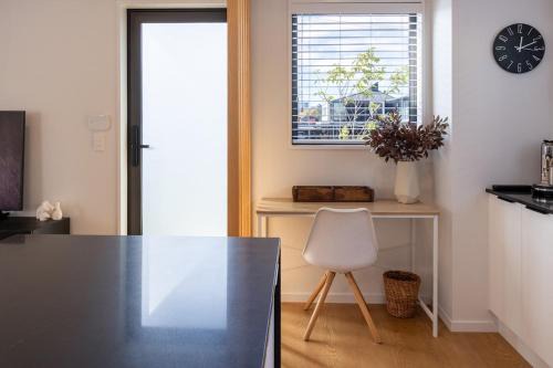 Saint Albans Apartment | Springfield Stay Near Hagley Park and Merivale