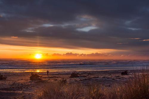 Hokitika House | The Nest at Arahura Escape by Tiny Away