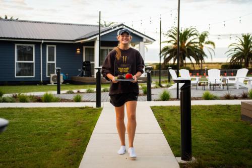 Waitakaruru Resort | Tasman Holiday Parks - Miranda