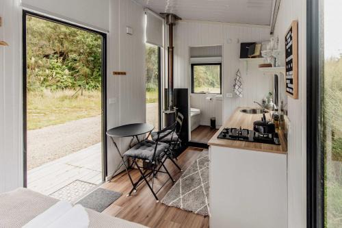 Shannon House | Te Paki Dam View X by Tiny Away