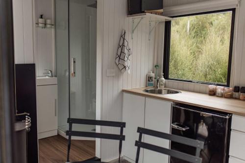 Shannon House | Te Paki Dam View X by Tiny Away