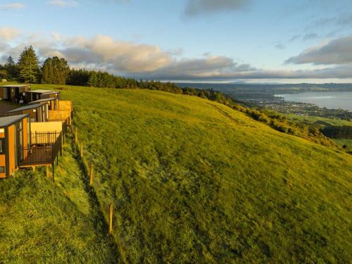 Kawaha Point House | Aorangi Peak Cabins 8 by Tiny Away