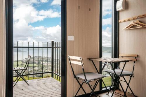 Kawaha Point House | Aorangi Peak Cabins 1 by Tiny Away
