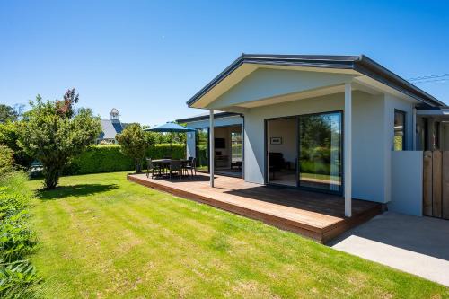 Wanaka House | Dragonfly Cottage