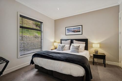 Cardrona Apartment | Cardrona Villa with Pool and Jacuzzi