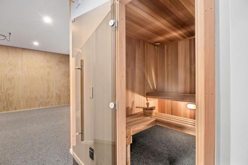 Queenstown City Centre Villa | Central Queenstown Villa Spa