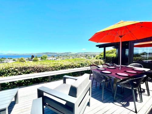 Taupo House | Iconic Taupō Views