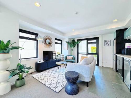 Auckland Central Business District Apartment | Prime CBD Location- Walk to Spark Area & Queen St
