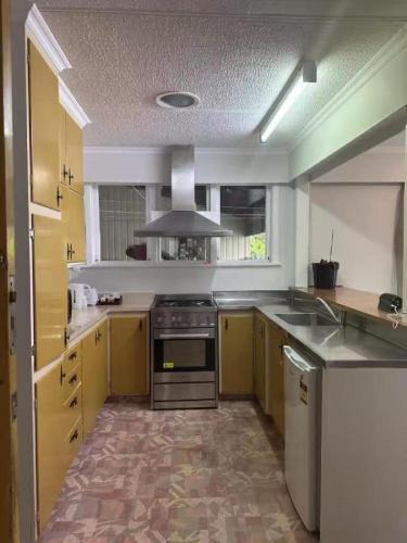 Palmerston North House | 3 bedrooms House,77 Slacks Rd