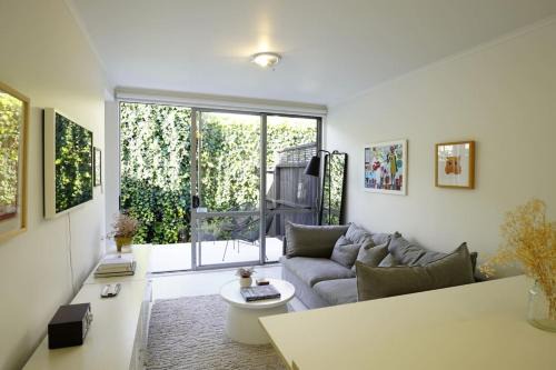 Herne Bay Apartment | Herne Bay Hidden Gem Steps to Ponsonby and Beaches