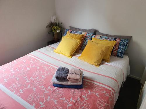 Edgeware House | 3-Bedrooms Home near CBD