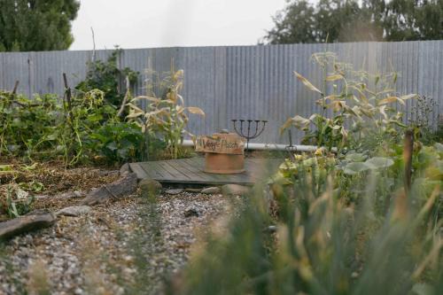 Patearoa House | Country Garden Retreat by Tiny Away