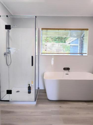 Rotorua House | Hillside Heaven quiet and comfortable