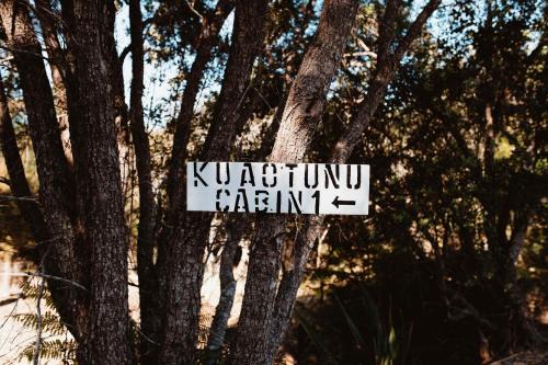 Kuaotunu House | Kūaotunu Cabin 1 by Tiny Away