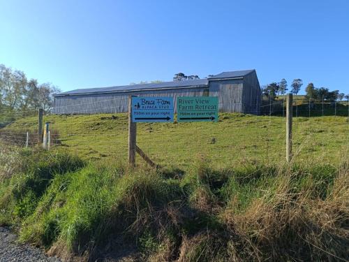Surat Bay House | Bruce Farm Alpaca Cabin 4 by Tiny Away