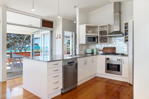 Whiritoa House | Hosts on the Coast Beachside Beauty in Whiritoa