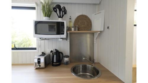 Ettrick House | Tiny Away Benger Garden 1 by Tiny Away