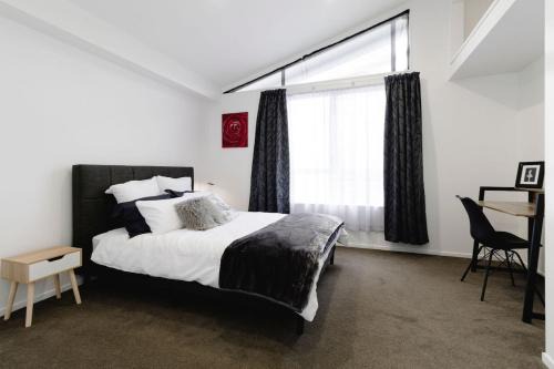 Wellington Apartment | Spacious 3BR Retreat on City Fringe w Free Parking