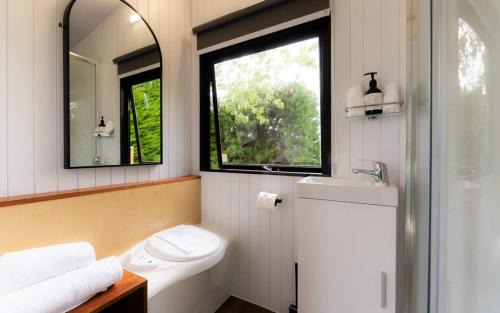 Waikari House | Mona Vale Country Estate by Tiny Away