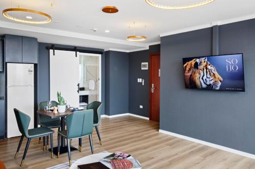 Mount Roskill Hotel | SOHO Hotel Auckland