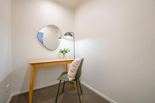Parnell Apartment | Sophisticated One-Bedroom Hotel Suite in Parnell
