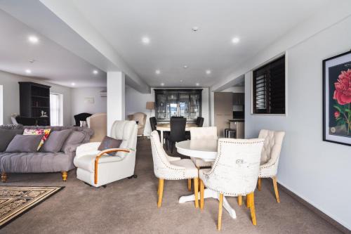 Dunedin City Centre Apartment | Manor Place Stays- Apartment Two