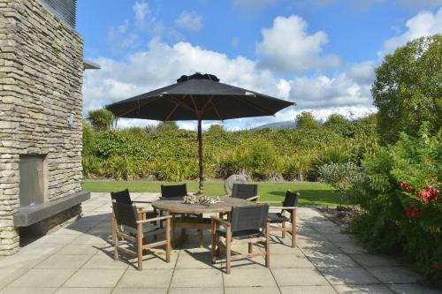 Pembroke Cabin | Platinum Lodge & Day Spa