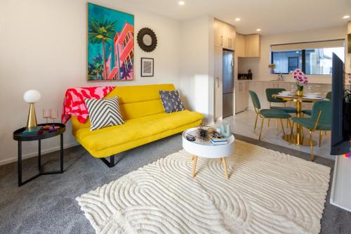 New Brighton Apartment | Beachfront 2BR Retreat with Stunning Views