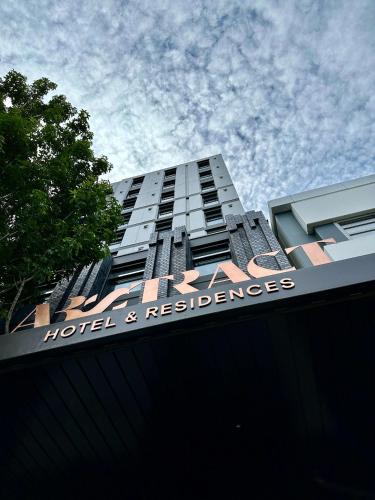 Newton Hotel | Abstract Hotel