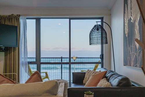 St. Clair Apartment | Esplanade Apartments