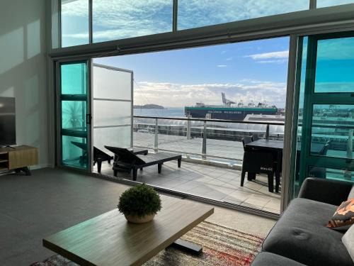 Auckland Central Business District Apartment | All New Penthouse on Princes Wharf! The Soul of Auckland! Free Parking!