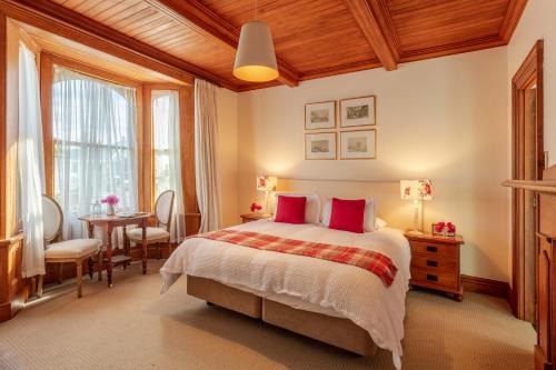 Akaroa Bed & Breakfast | French Bay House