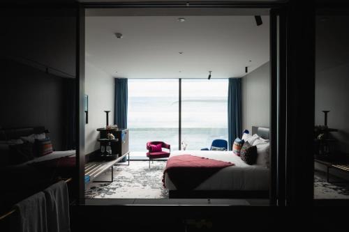 Dunedin City Centre Hotel | Ebb-Dunedin
