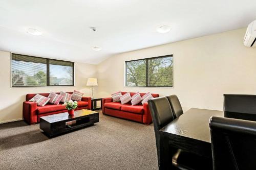 Riccarton Hotel | Quality Suites Amore