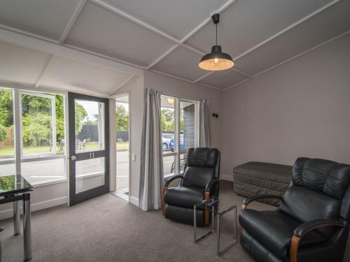 Timaru Hotel | Cedar Lodge Motel
