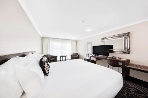 New Plymouth CBD Hotel | Millennium Hotel New Plymouth Waterfront