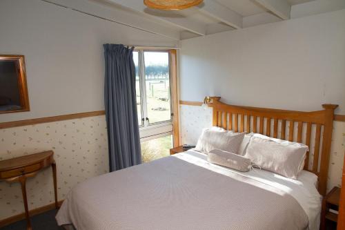 Mount Somers Hotel | Stronechrubie Accommodation and Restaurant