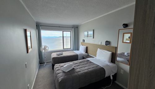 Standard Apartment, 1 Bedroom (Lakeview Family)