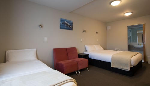 Standard Studio, 1 Queen Bed